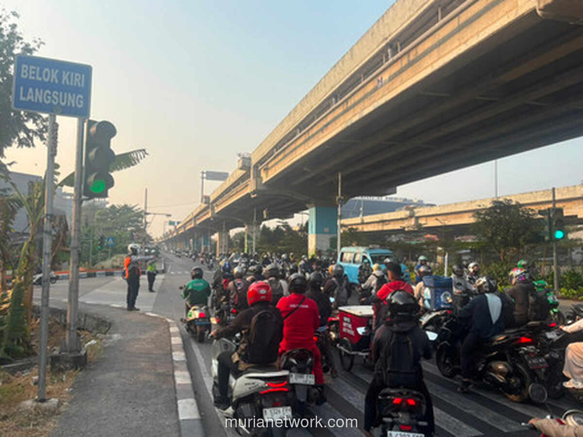 Dishub DKI Perpanjang Durasi Lampu Hijau di Pertigaan Kalimalang untuk Atasi Kemacetan