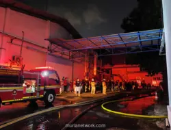 Kebakaran di Grogol Selatan Hanguskan Gudang Obat, Diduga Akibat Korsleting