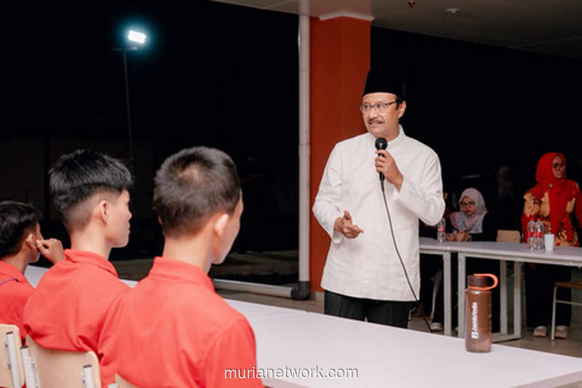 Gus Ipul Dialog dengan Siswa Sekolah Rakyat, Dorong Adaptasi dan Semangat Belajar