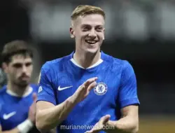 Manchester United Batal Kejar Liam Delap, Alihkan Fokus ke Vlahovic dan Watkins
