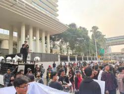 Massa Desak Kejagung Usut Dugaan Korupsi Eks Jampidsus Febrie Adriansyah