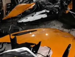 McLaren Milik Content Creator Andra ST Terbelah Usai Tabrak Tiang Listrik di Sukoharjo