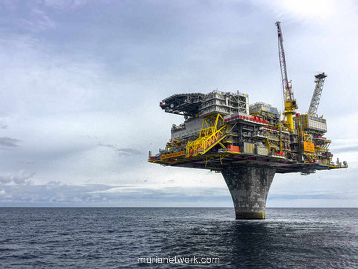 Di Balik Opsi Impor Minyak Rusia: Strategi Energi dan Stabilitas Ekonomi