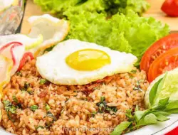Nasi Goreng Indonesia: Perpaduan Kecap Manis dan Rempah yang Mendunia