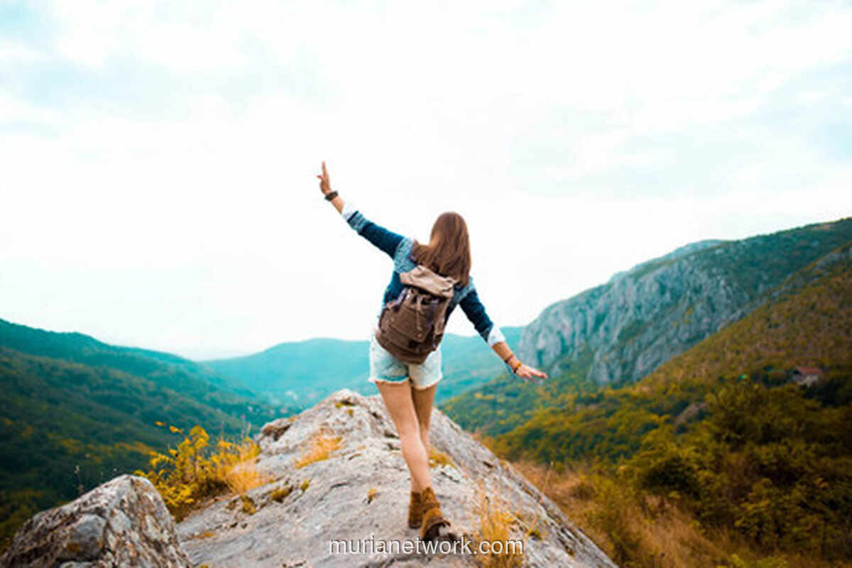 Memilih Diri Sendiri: Kebahagiaan Perempuan Tak Melulu Soal Pasangan