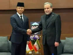Menlu Sugiono dan Ketua MPR Ahmad Muzani Bertemu Petinggi Iran di Mashhad