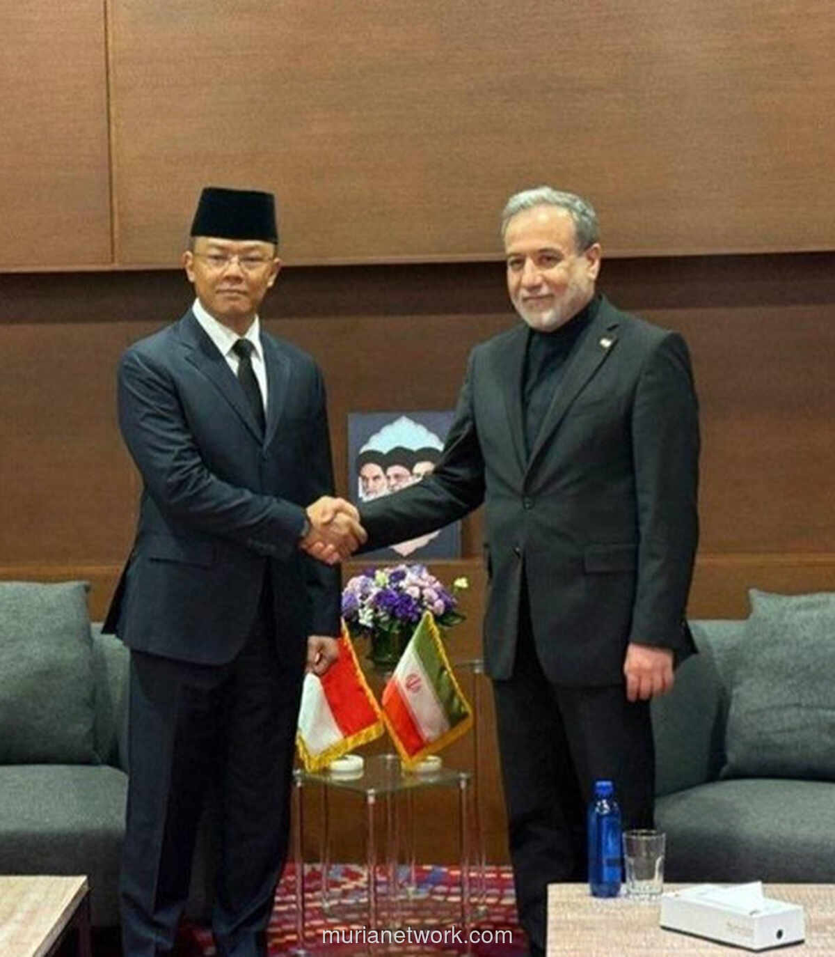 Menlu Sugiono dan Ketua MPR Ahmad Muzani Bertemu Petinggi Iran di Mashhad