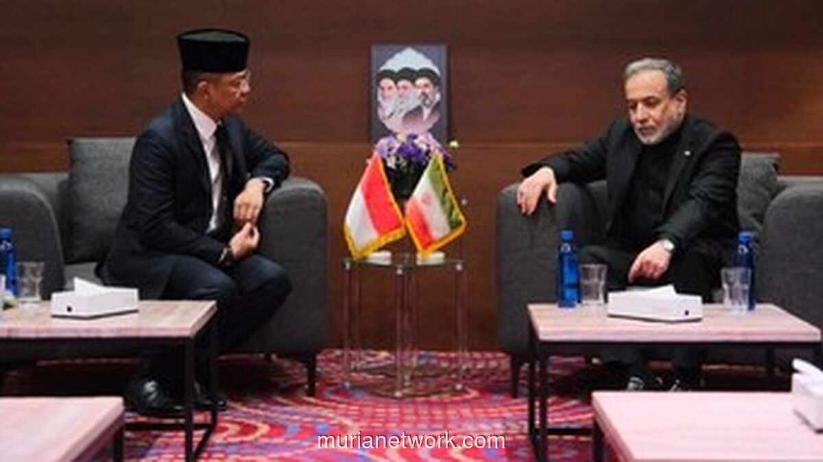 Menlu RI Temui Menlu Iran di Tengah Acara Penghormatan Ayatollah Khamenei