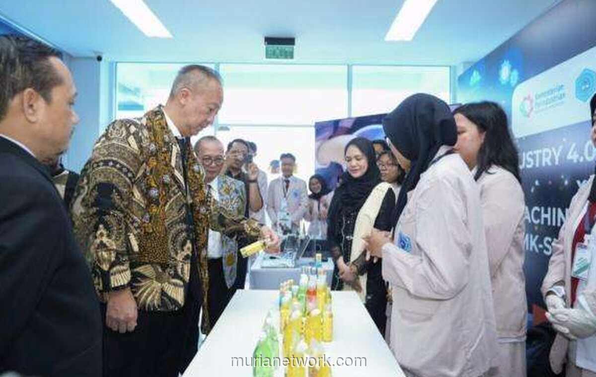 Menperin Lepas 2.361 Lulusan Vokasi Industri, 63 Persen Sudah Terserap Kerja