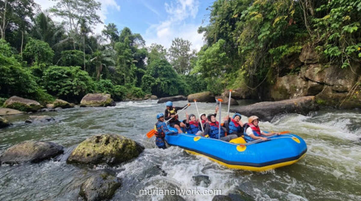 Glenmore Rafting: Dari Jeram Grade 3 hingga Momen Nyemplung yang Tak Terlupakan