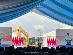 Candaan Bahlil soal Kacamata Prabowo Warnai Groundbreaking LNG Blok Masela