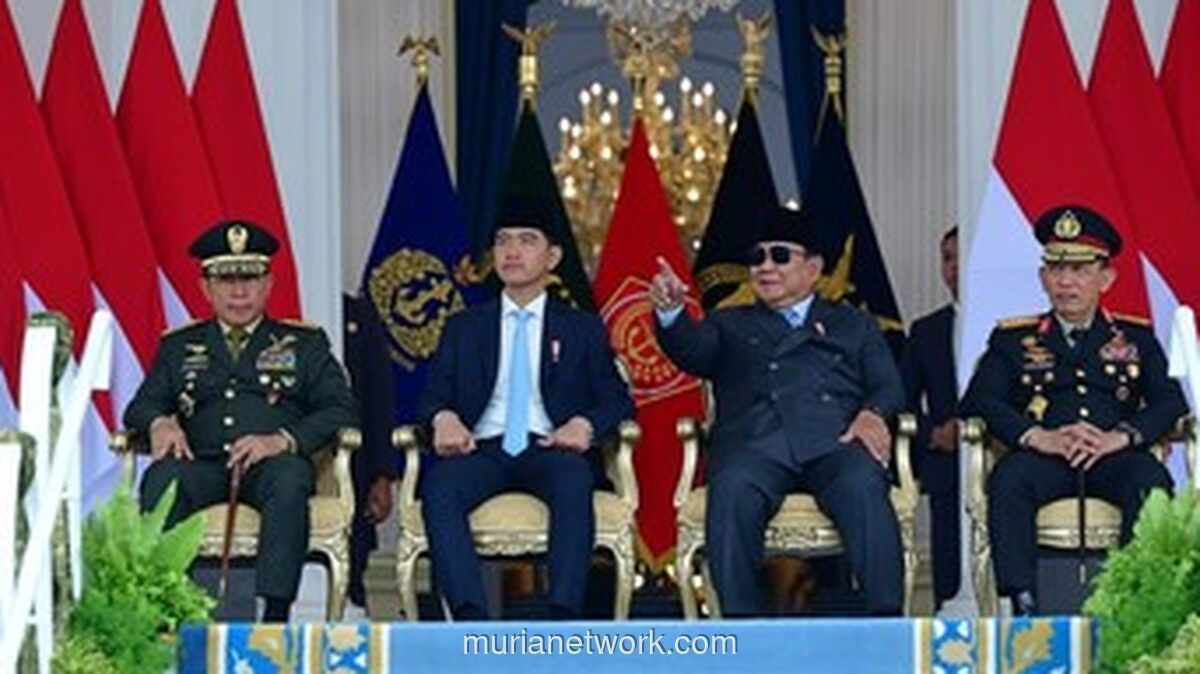 Kapolri dan Panglima TNI Kompak Dampingi Prabowo di Upacara Praspa