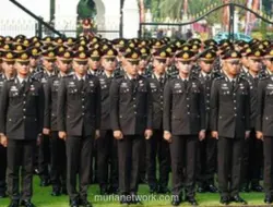 1.177 Perwira TNI dan Polri Resmi Dilantik Presiden Prabowo di Istana Merdeka