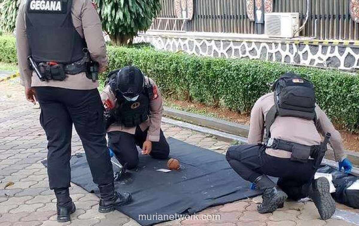 Mortir Tua Ditemukan di TMII, Tim Gegana Turun Tangan