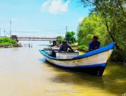 Gunung Anak Krakatau Naik Status Siaga, Nelayan Pandeglang Tetap Melaut