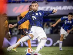 Nicolas Otamendi Jadi Andalan Argentina Hadapi Inggris di Semifinal Piala Dunia 2026