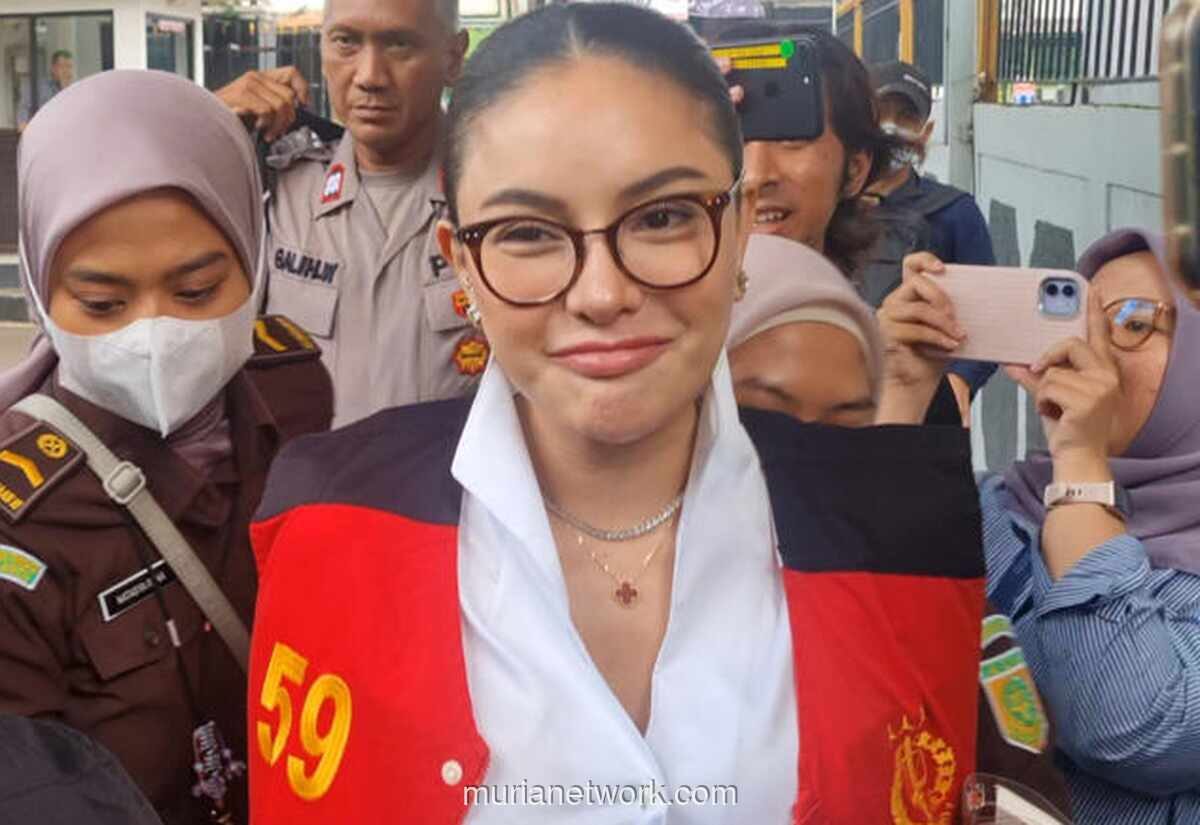 Nikita Mirzani Kenang Rilis Lagu di Penjara, Netizen Banjiri Dukungan