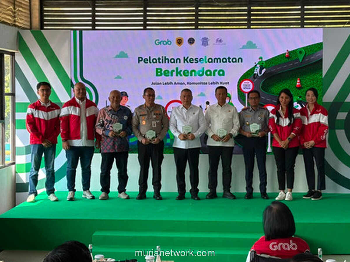 Grab, Kemenhub, dan Korlantas Gelar Pelatihan Keselamatan Berkendara bagi Mitra Ojol di Lima Kota