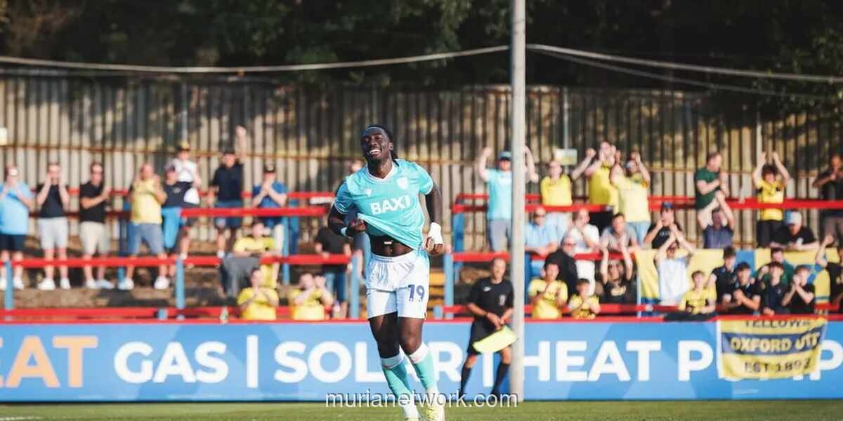 Oxford United Bungkam Aldershot Town di Laga Perdana Aaron Ramsey