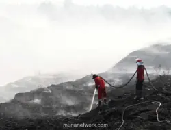 Pemadaman Kebakaran TPA Jatiwaringin Capai 45 Persen, 300 Personel Dikerahkan