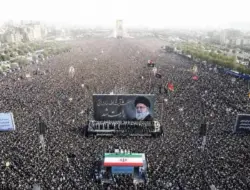 Lebih dari 10 Juta Orang Hadiri Pemakaman Ayatollah Ali Khamenei di Teheran