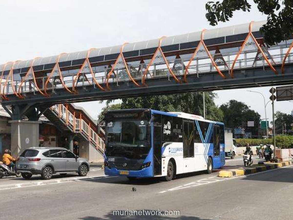 Pemprov DKI Tetapkan Tarif Transjakarta Blok M-Bandara Soekarno-Hatta Rp15.000