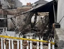 Kebakaran Hanguskan Rumah di Jakarta Timur, Kakak-Adik Tewas