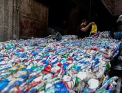 Konflik Iran Picu Lonjakan Permintaan Plastik Daur Ulang di Mesir