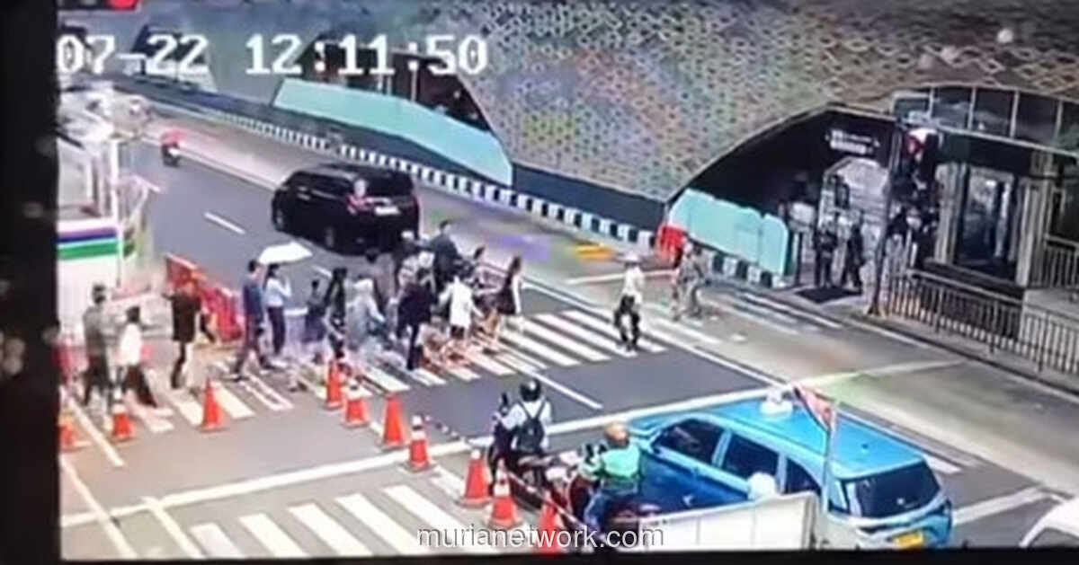 Sekuriti yang Cekcok dengan Sopir Alphard di Bundaran HI Alami Intimidasi hingga Bersujud Minta Maaf