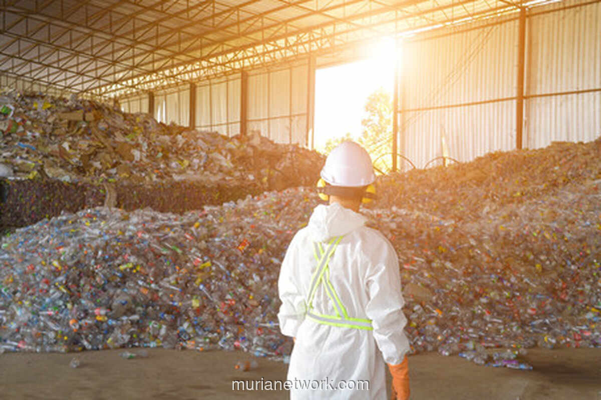 Kebijakan Cetak Ganda di Bandung Dinilai Hambat Target Pengurangan Sampah