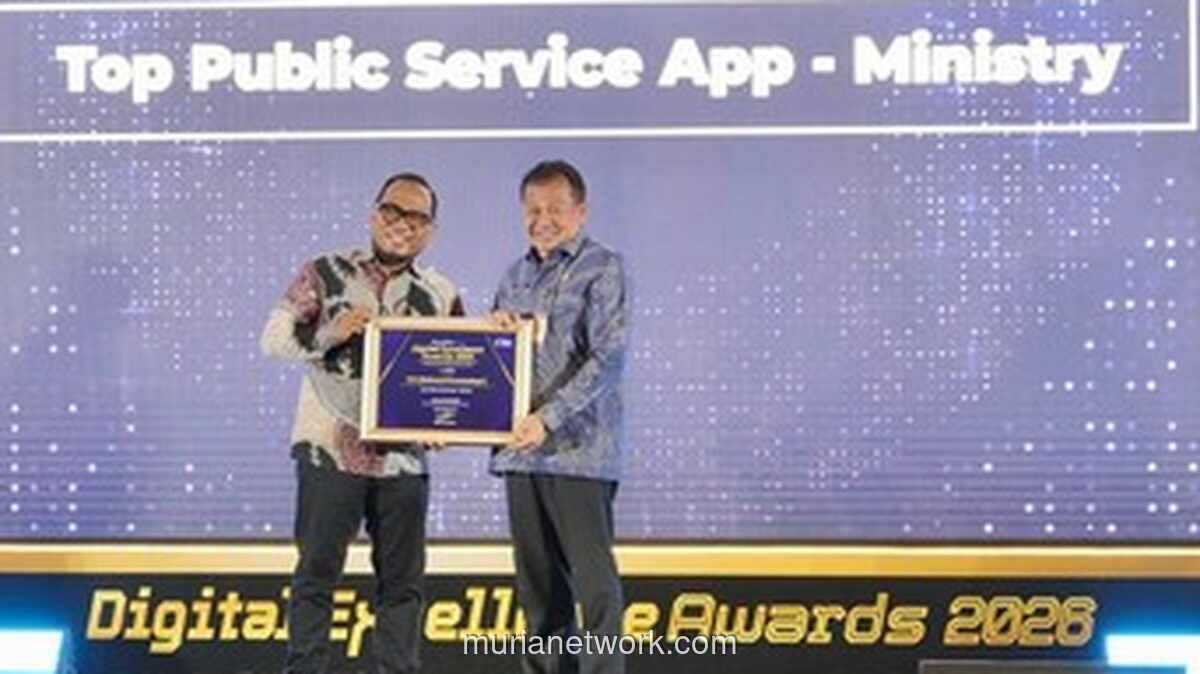 IKD Dukcapil Raih Penghargaan Top Public Service Application