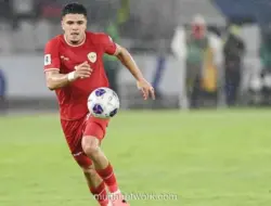 Persib Bandung Resmi Perkenalkan Ragnar Oratmangoen dan Gakuto Notsuda