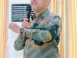 Pertumbuhan Ekonomi Tanpa Kemiskinan: Catatan Kritis atas Dekrit Presiden dan Pertarungan Ideologi