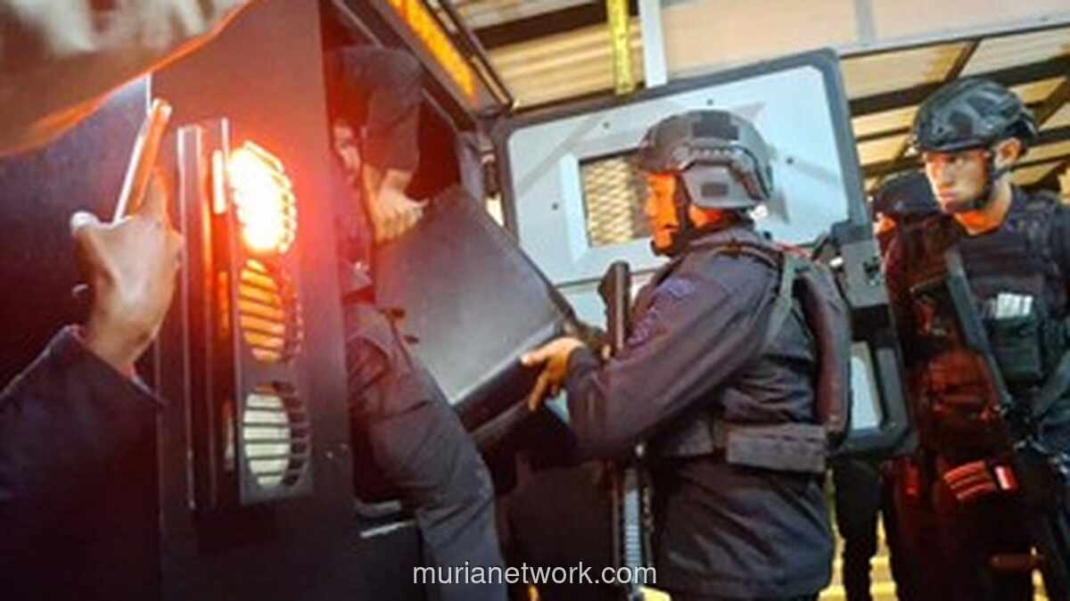 Polisi Sita 74 Kg Emas Batangan dan Uang Rp 476 Miliar dari Penggeledahan Rumah di Sentul