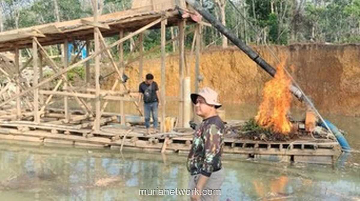 Polsek Kuantan Hilir Musnahkan 9 Rakit PETI di Dua Desa