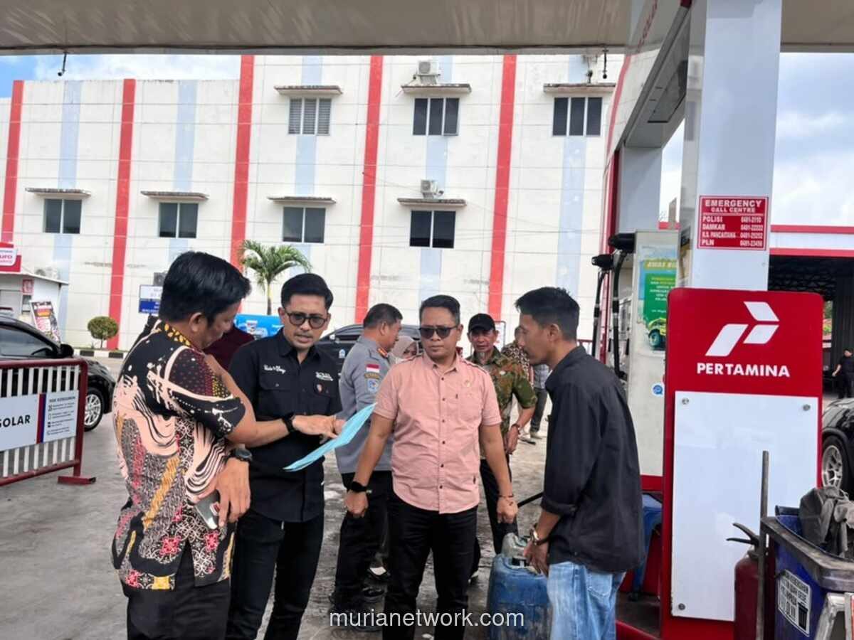 Polres Bone dan Pemkab Sidak SPBU dan Agen LPG Atasi Kelangkaan BBM