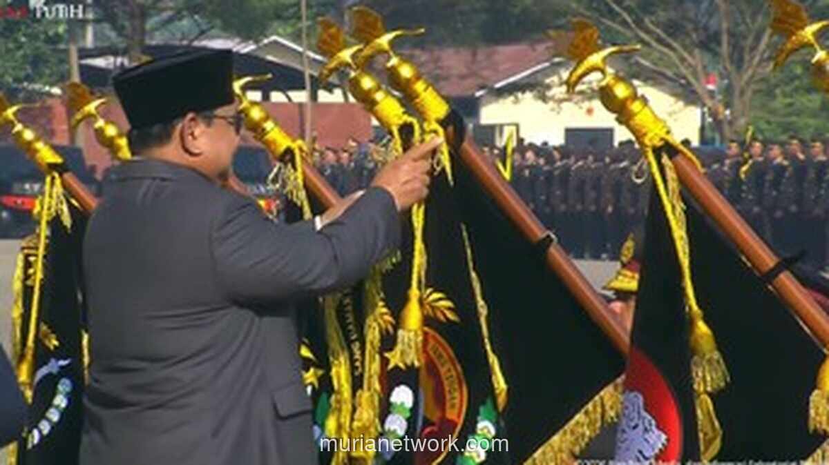 Prabowo Anugerahkan Nugraha Sakanti ke 11 Satker Polri di Hari Bhayangkara ke-80