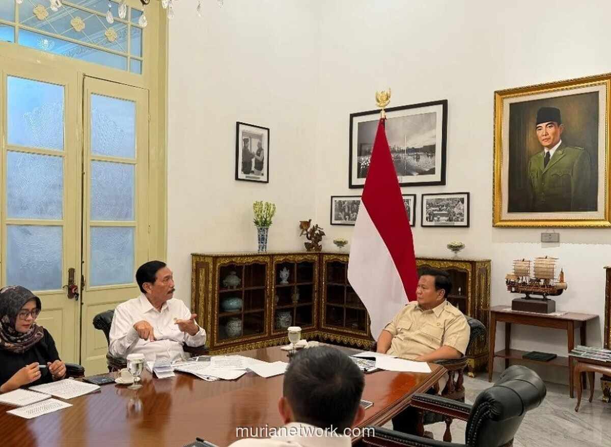 Prabowo dan Luhut Bahas Dinamika Timur Tengah hingga Pelemahan Rupiah dalam Pertemuan Tiga Jam