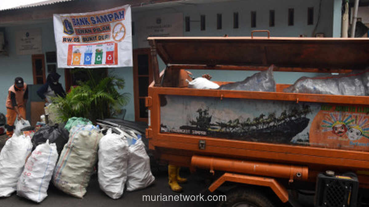 Pramono Targetkan Residu Sampah Jakarta di Bawah 20 Persen Lewat Gerakan Pilah Sampah