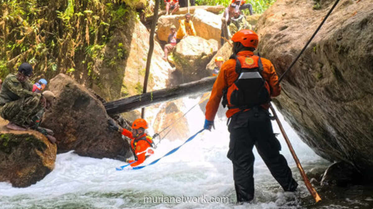 Presenter TVRI Papua Barat Hilang Terseret Arus Sungai saat Berwisata