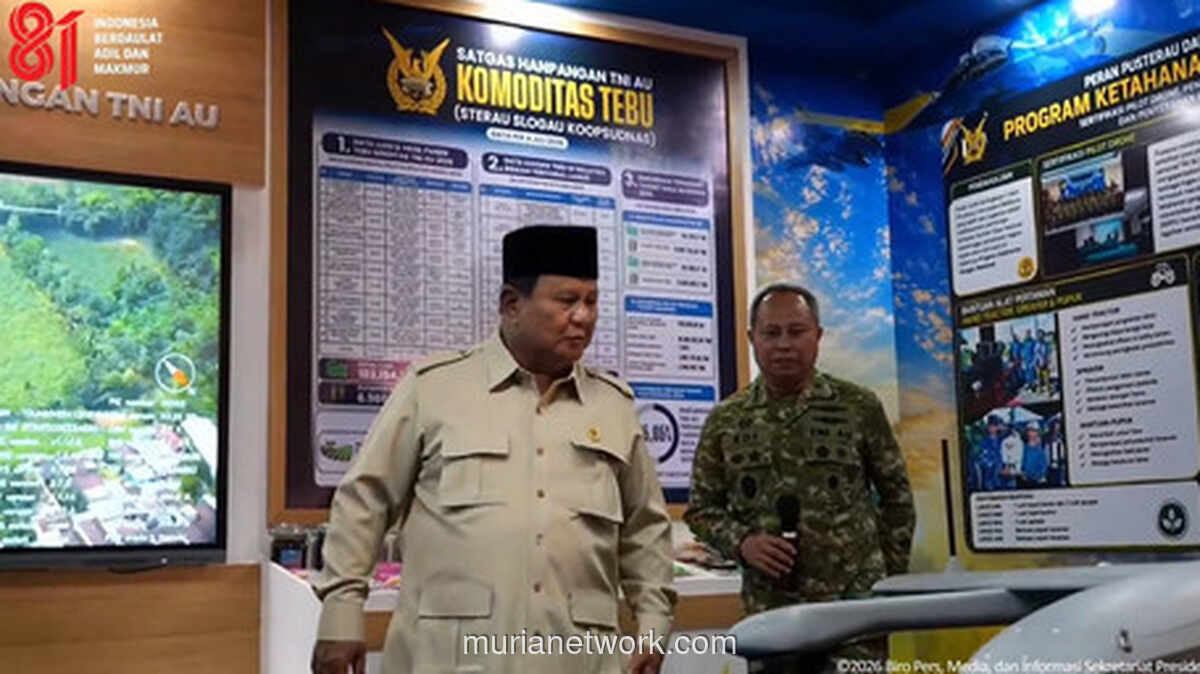 Prabowo Pimpin Panen Raya TNI di Malang, Targetkan Peremajaan Tebu Rampung Dua Tahun
