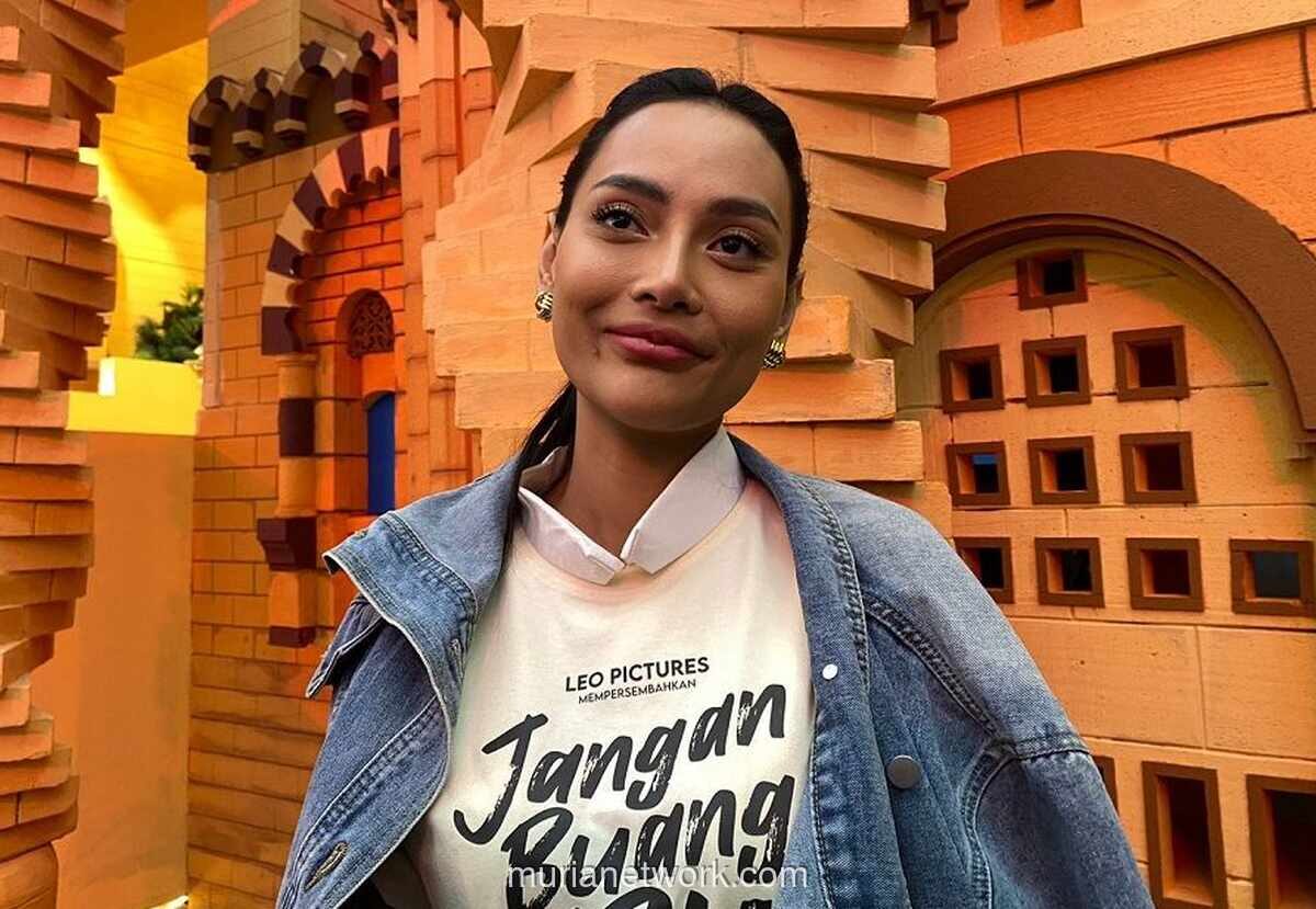 Erika Carlina Bawa Putranya ke Dokter Usai Netizen Soroti Mata Juling
