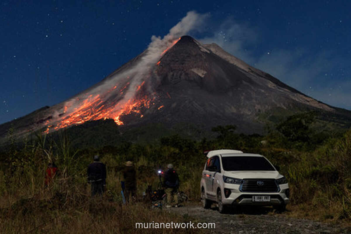 Kenangan Pendaki di Puncak Merapi Sebelum Erupsi 2006 Viral di Medsos