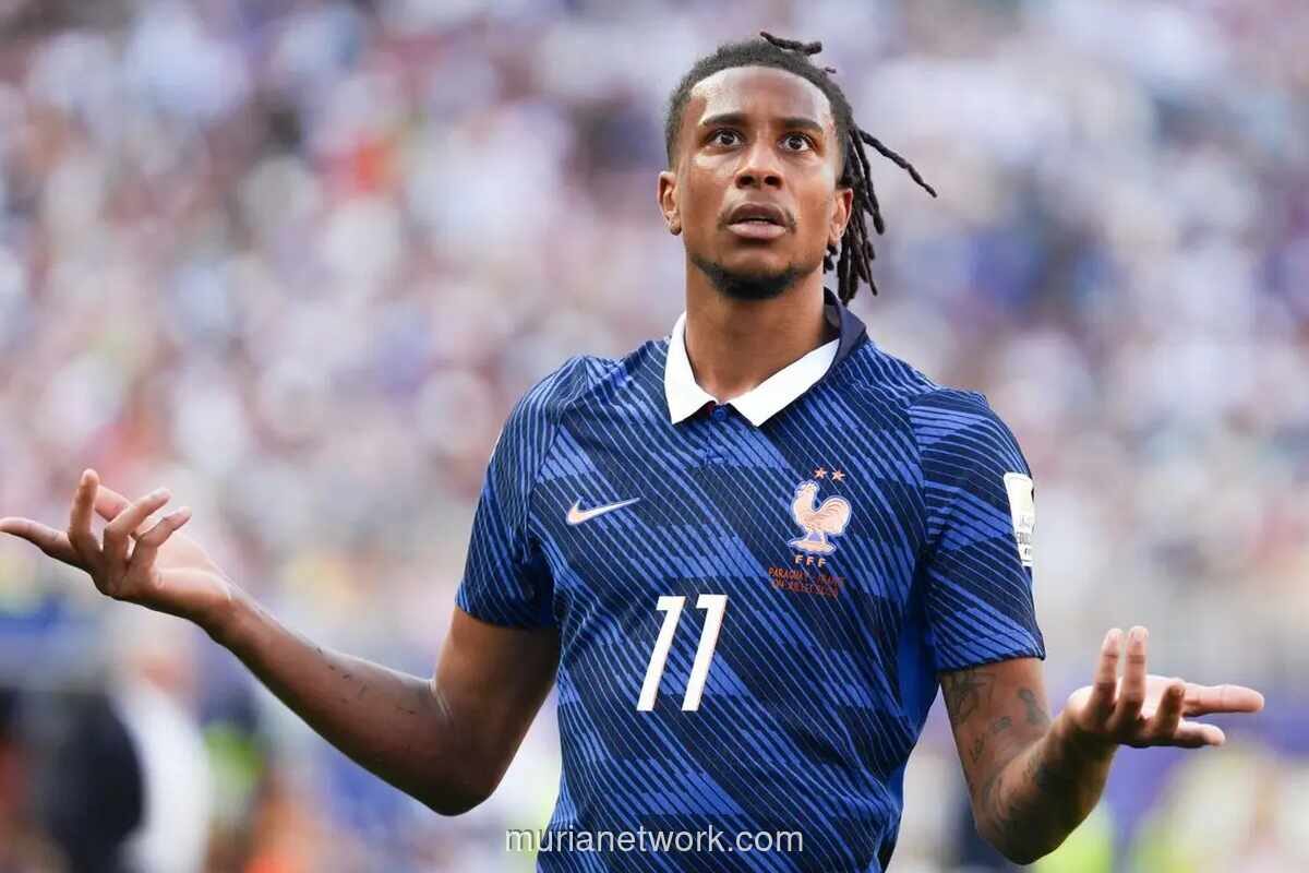 Real Madrid Incar Michael Olise, Pemain Bayern Munich Minta Pertemuan Darurat