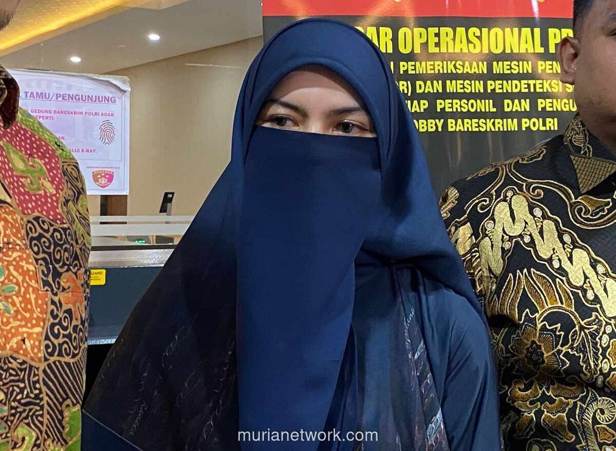 Resmi Cerai, Wardatina Mawa Bawa Putra Pindah ke Jakarta
