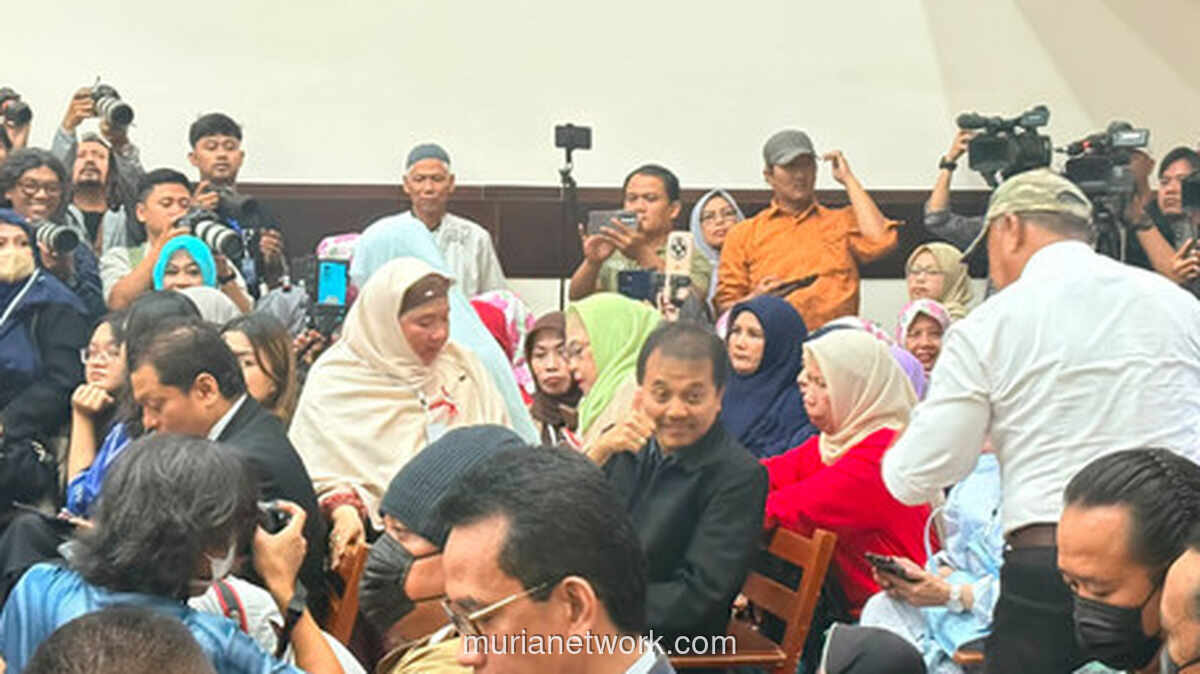 Roy Suryo Hadiri Sidang Perdana Dokter Tifa, Kasus Ijazah Palsu Jokowi
