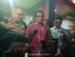 Polisi Pengemudi Alphard Bersujud Minta Maaf pada Sekuriti Fiktor Harefa