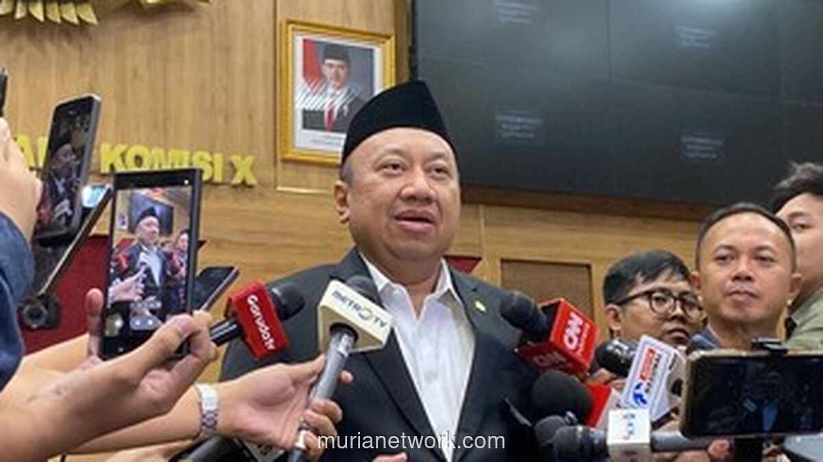 Sekolah Negeri Sepi Peminat, DPR Minta Pemerintah Tata Ulang Distribusi Satuan Pendidikan