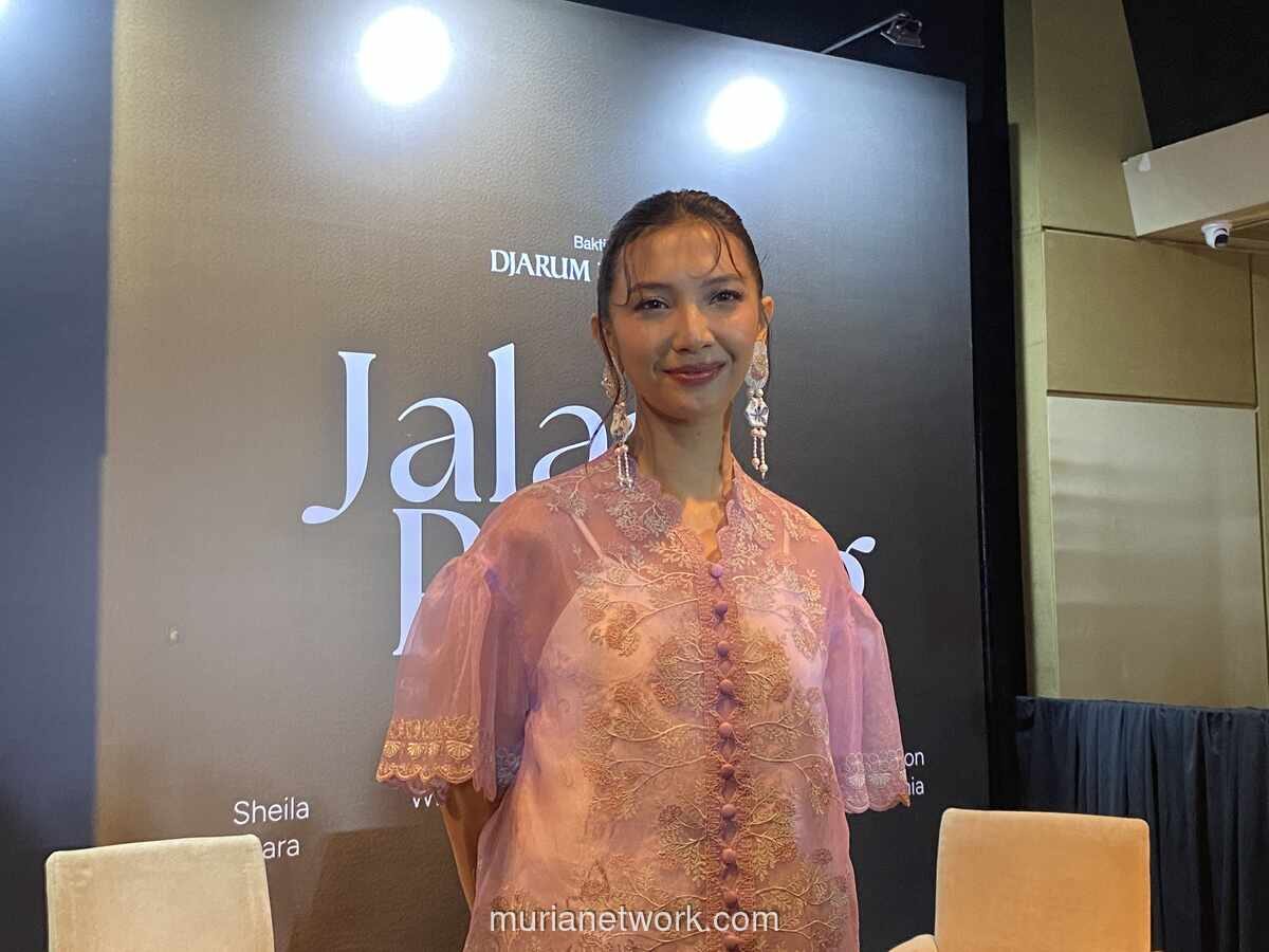 Sheila Dara: Kebaya Adalah Kenangan Keluarga yang Tak Tergantikan