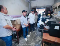 Kemensos dan Bank Mandiri Beri Bantuan Usaha Sablon untuk Desa Wisata Karanganyar